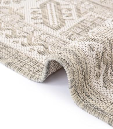 Rugs.com - Outdoor Aztec Rug – 6 Ft Square Light Gray Indoor/Outdoor Rug – Washable, Stain-Resistant for Patios, Decks, and Porches - Image 6