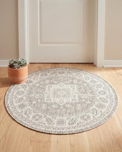 Rugs.com - Outdoor Aztec Rug – 3 Ft Round Light Gray Indoor/Outdoor Rug – Weather-Resistant and Easy-Clean Accent for Patios, Decks, and Porches - Image 4