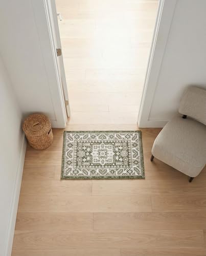 Rugs.com - Outdoor Aztec Rug – 2' x 3' 1 Green Indoor/Outdoor Rug – Washable, Stain-Resistant for Patios, Porches, and Entryways - Image 4