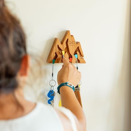 Mountain Climbing Keyholder - Wood Wall Decor, Gift for Climbers, 4 Hooks - Image 5