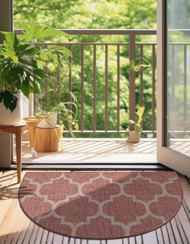 Unique Loom Outdoor Trellis Collection Area Rug (2' 7" x 4' 1" Hearth Rust Red/Ivory) by UniqueLoom