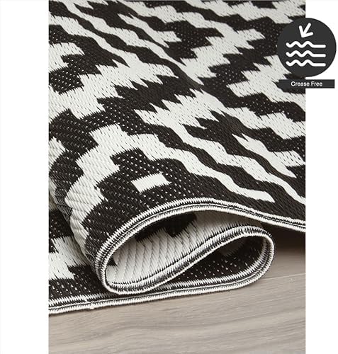 FH Home Outdoor Rug - Waterproof, Fade Resistant, Reversible - Premium Recycled Plastic - Geometric - Patio, Porch, Deck, Balcony - Aztec - Black & White Crease Free - 5 x 8 ft - Image 6