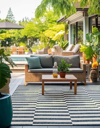 Unique Loom Outdoor Striped Collection Area Rug - Striped (10' Square Blue/Ivory) by UniqueLoom