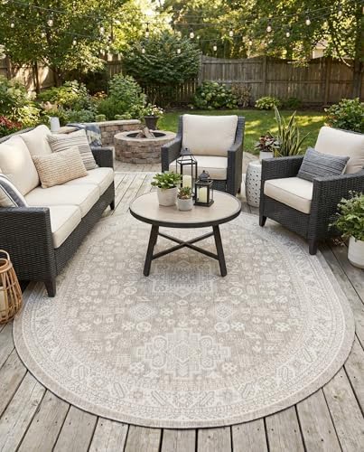Rugs.com - Outdoor Aztec Rug – 7' 10 x 10' Oval Light Gray Washable Indoor/Outdoor Rug – Durable Flatweave for Patios, Decks, and Porches by Rugscom