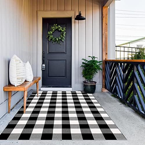 MUBIN Cotton Buffalo Plaid Rug, 4' x 6' Black and White Outdoor Rug Decorative Mat, Washable Large Doormat Hand-Woven Foldable Area Rug for Outdoor Patio Indoor Living Room Dining Room Kitchen by MUBIN