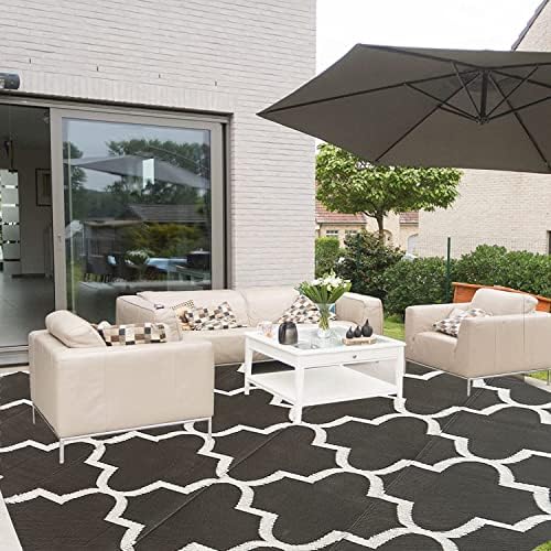 9' x 12' Plastic Straw Rug, Outdoor Patio Rug, RV Large Floor Mat for Outdoors, RV, Patio, Backyard, Deck, Picnic, Beach, Trailer, Camping, (Black & White | Flower) by Unknown