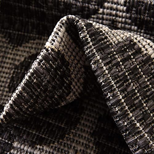 Unique Loom Outdoor Trellis Collection Area Rug - Trellis (Round 13' 0" x 13' 0", Black/ Ivory) - Image 6