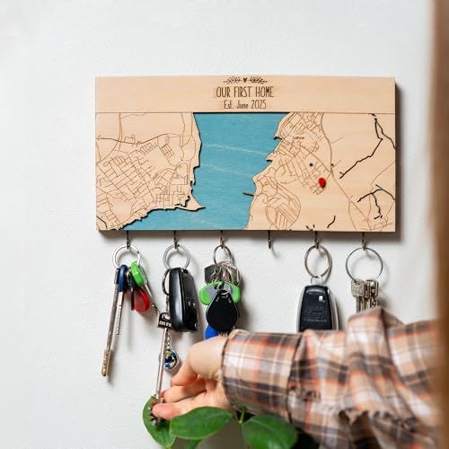 Personalized Wooden Map Key Holder for Wall with Hooks, Key Organizer - Image 5