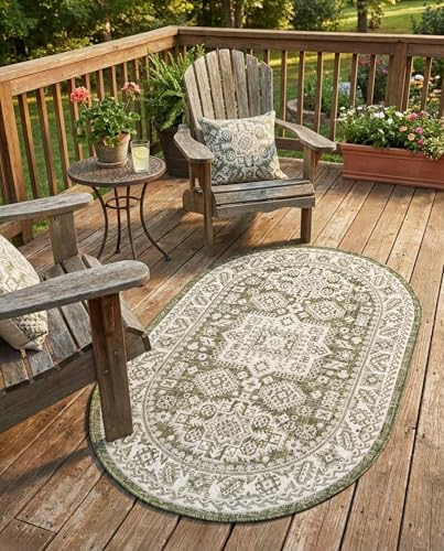 Rugs.com - Outdoor Aztec Rug – 3' 1 x 5' 3 Oval Green Indoor/Outdoor Rug – Weather-Resistant Flatweave for Patio, Deck, and Porch by Rugscom