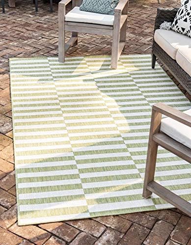 Unique Loom Outdoor Striped Collection Area Rug - Striped (5' 1" x 8' Rectangle, Green/Ivory) by UniqueLoom