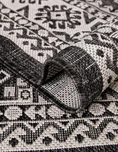 Rugs.com Outdoor Aztec Collection Rug – 6 Ft Round Charcoal Gray Flatweave-Pile Rug Perfect for Kitchens, Dining Rooms - Image 3