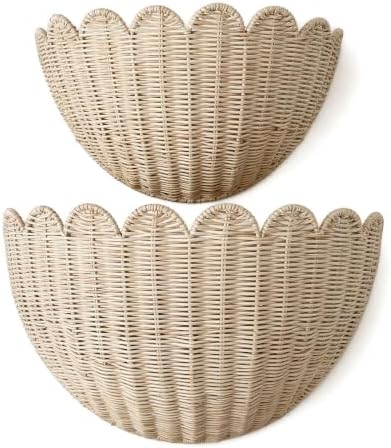 2pcs woven wall baskets,Natural rattan weaving,scalloped wall basket,hanging basket,16" x 10" x 7"In & 14" x 8" x 6"In by Unknown