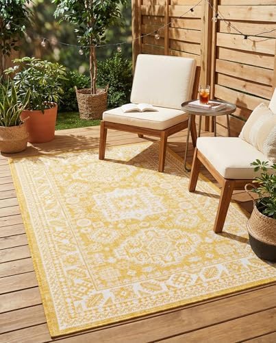 Rugs.com - Outdoor Aztec Rug – 3' 1 x 5' 3 Yellow Indoor/Outdoor Rug – Durable for Patios, Decks, and Porches by Rugscom
