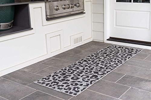 Unique Loom Outdoor Safari Collection Area Rug - Leopard (2' x 6' 1" Runner, Light Gray/ Gray) - Image 2