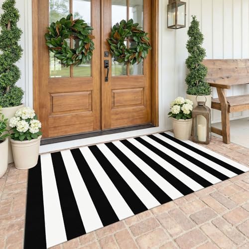 KOZYFLY Black and White Outdoor Rug 4x6 Ft Washable by KOZYFLY
