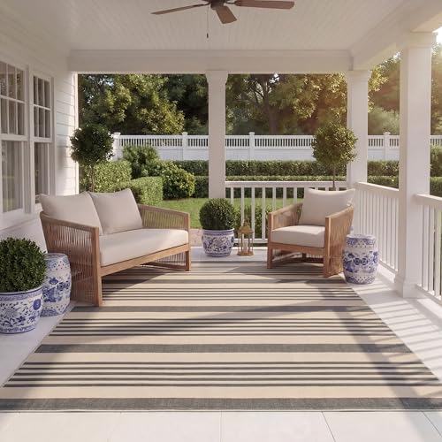 SAFAVIEH Courtyard Outdoor Area Rug 6x8, Grey & Bone CY6062-236 by Unknown