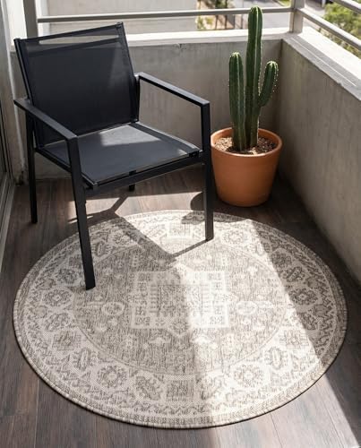 Rugs.com - Outdoor Aztec Rug – 3 Ft Round Light Gray Indoor/Outdoor Rug – Weather-Resistant and Easy-Clean Accent for Patios, Decks, and Porches - Image 7