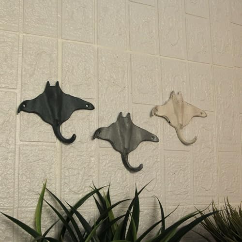 Zeckos Set of 3 Stingray Wall Hooks, 6.25 Inch Blue Gray White Cast Iron - Image 4