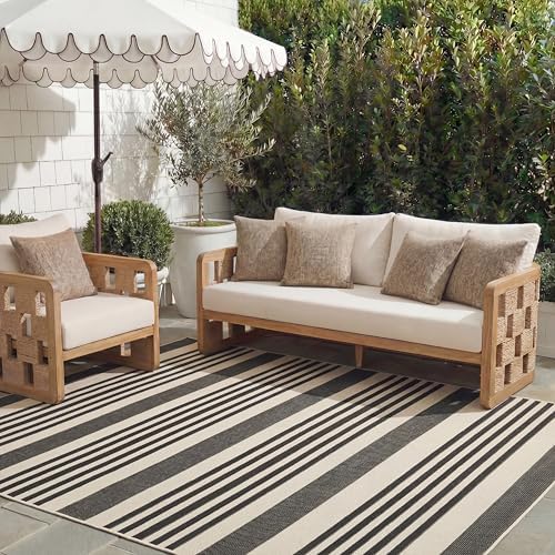 SAFAVIEH Courtyard Outdoor Area Rug 6x8, Black & Bone CY6062-216 by Unknown