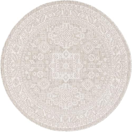 Rugs.com - Outdoor Aztec Rug – 5 Ft Round Light Gray Indoor/Outdoor Rug – Washable, Weather-Resistant for Patios, Decks, and Porches - Image 3