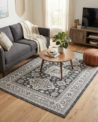 Rugs.com - Outdoor Aztec Rug – 4' 1 x 6' 1 Charcoal Gray Indoor/Outdoor Rug – Weather Resistant for Patios, Decks, and Porches - Image 4