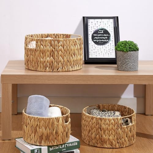 Vagusicc Wicker Storage Basket, Hand-Woven Water Hyacinth Large Round Woven Basket With Handles, Wicker Baskets for Organizing/Storage, 3-Pack - Image 7