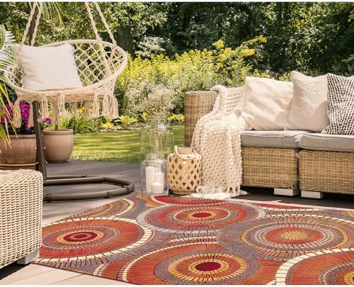 Liora Manne Marina Low Profile Durable Indoor/Outdoor Woven Rug- Circles Saffron 2'7" x 4'3" by LushDecor