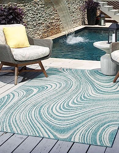 Unique Loom Outdoor Modern Collection Area Rug - Pool (4' 1" x 6' 1" Rectangle, Light Aqua/ Blue) - Image 3