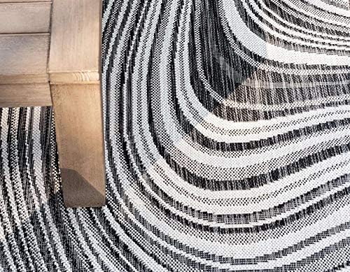 Unique Loom Outdoor Modern Collection Area Rug - Pool (4' 1" x 6' 1" Rectangle, Charcoal/ Gray) - Image 5